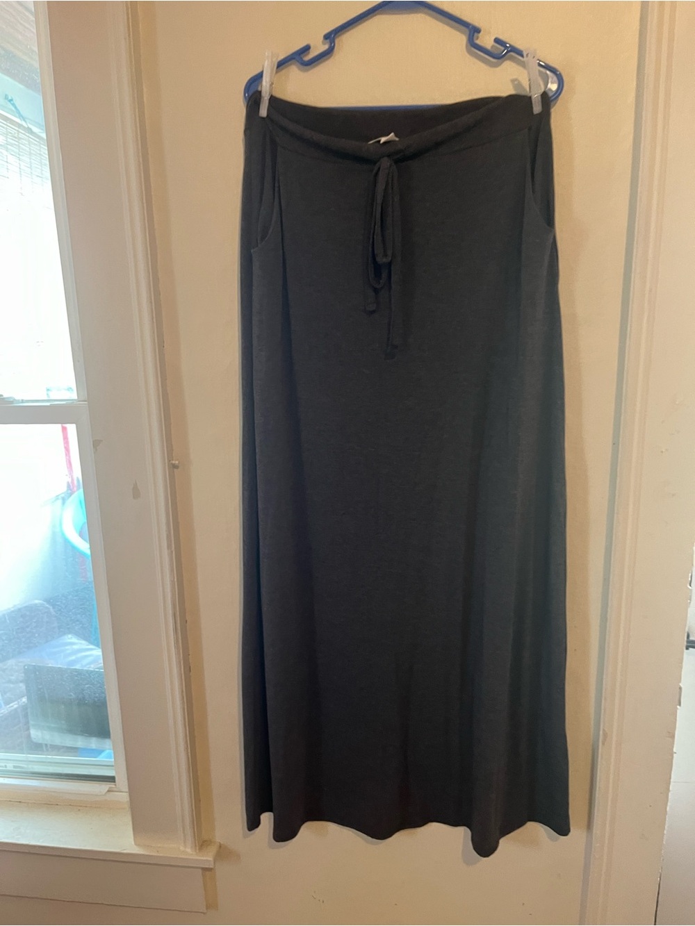 🩶 ZENANA Charcoal Gray Maxi Skirt – Women’s XL – Soft, Comfy & Stylish! 🩶